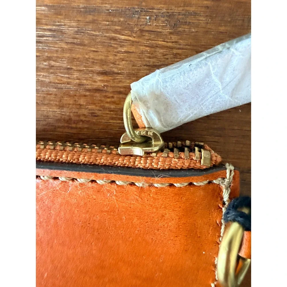 Frye Casey Zip Pouch Orange Leather Slim Coin Purse Card Holder DB092 NWT
